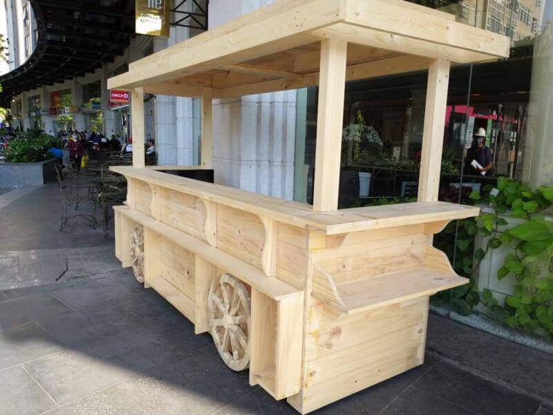 Quầy cafe gỗ công nghiệp di động tạo hình độc đáo