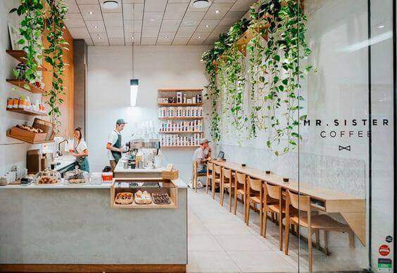Mẫu thiết kế quán cafe nhỏ chất liệu chủ đạo bằng gỗ