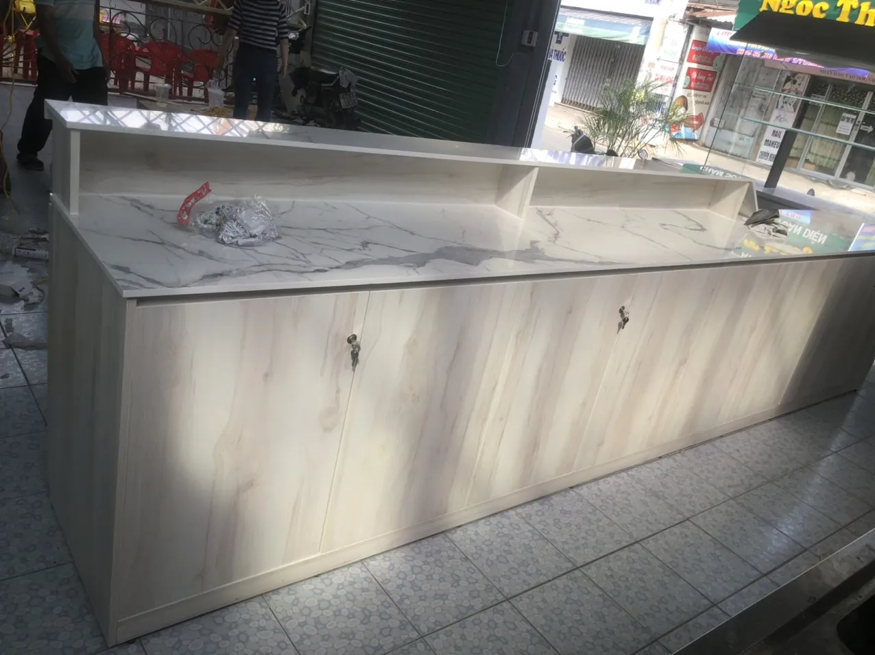 Quầy pha chế quán cafe