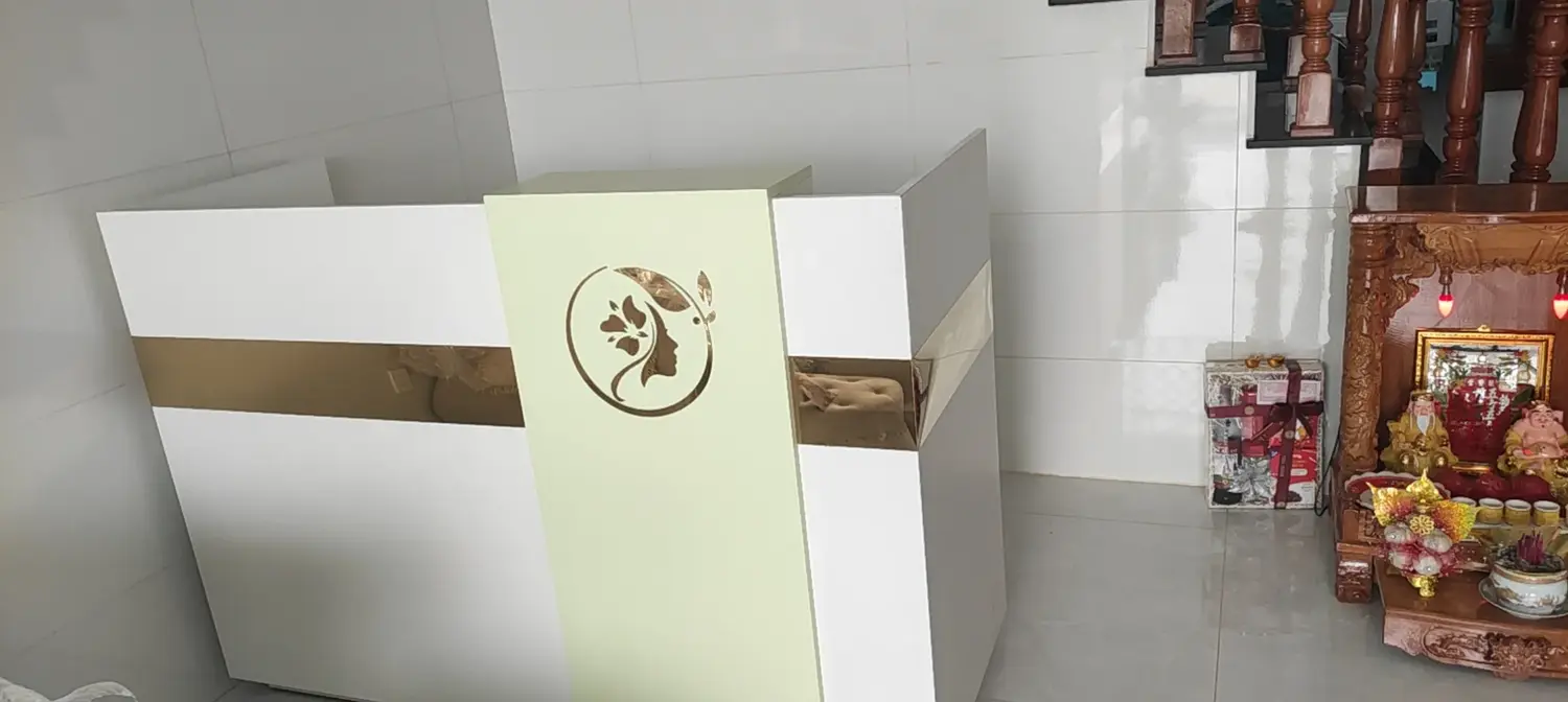 4 mẫu thiết kế quầy lễ tân đẹp vạn người mê năm 2023