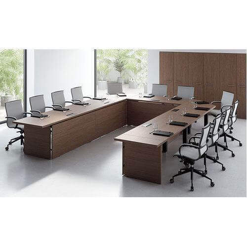 Bàn họp đẹp chữ U hiện đại cho không gian phòng họp