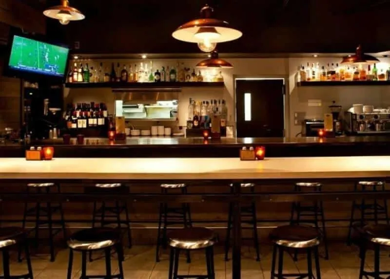 Quầy thu ngân gỗ đẹp giá thành thấp