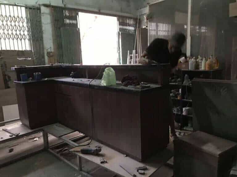 Quy trình hoàn thiện và gia cố cho quầy bar tại Bluecons