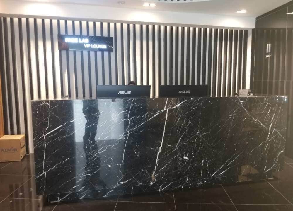 quầy lễ tân spa