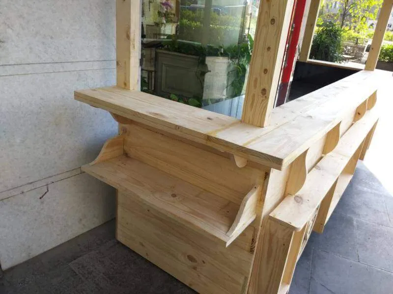 Quầy thu ngân gỗ đẹp giá thành thấp