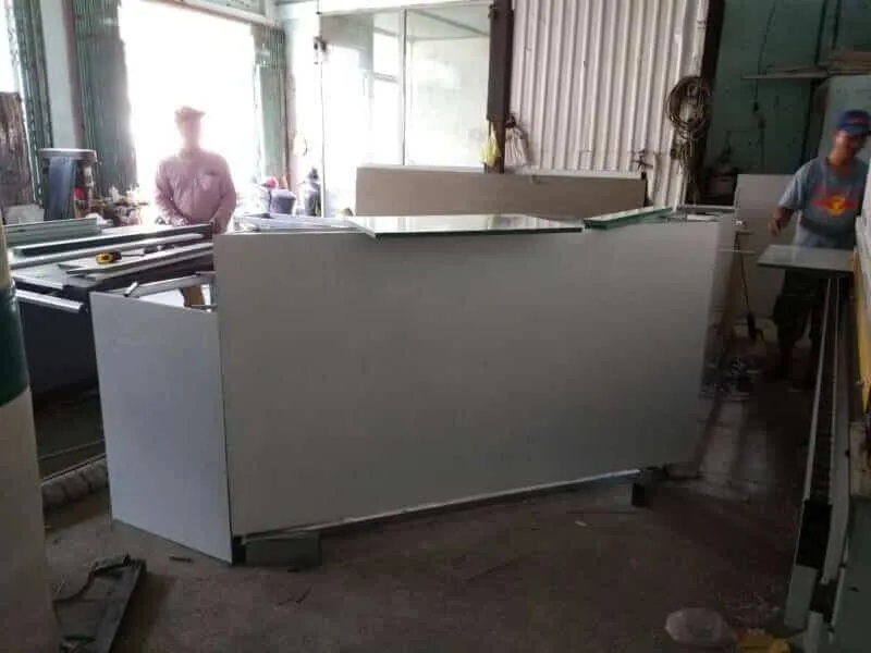 Quầy thu ngân gỗ đẹp giá thành thấp