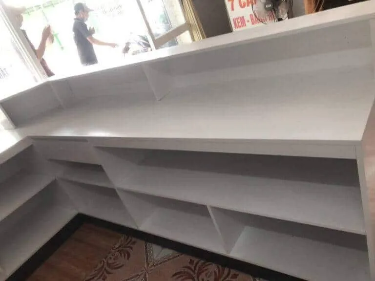 Quầy thu ngân tiệm cầm đồ thu hút tài vận