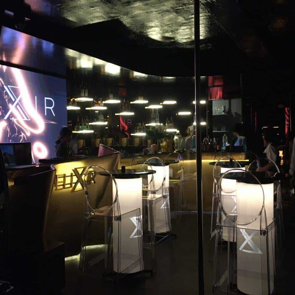 Thi công quán bar