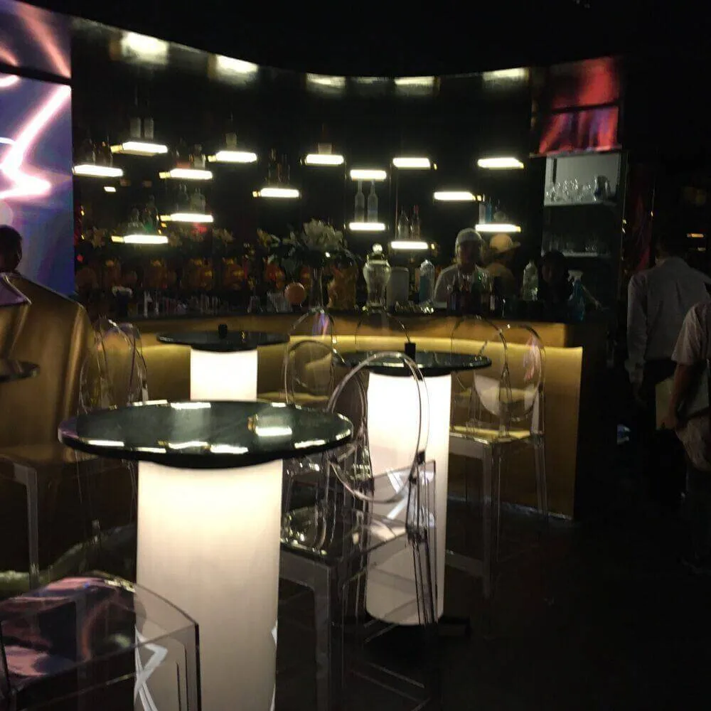 Thi công quán bar