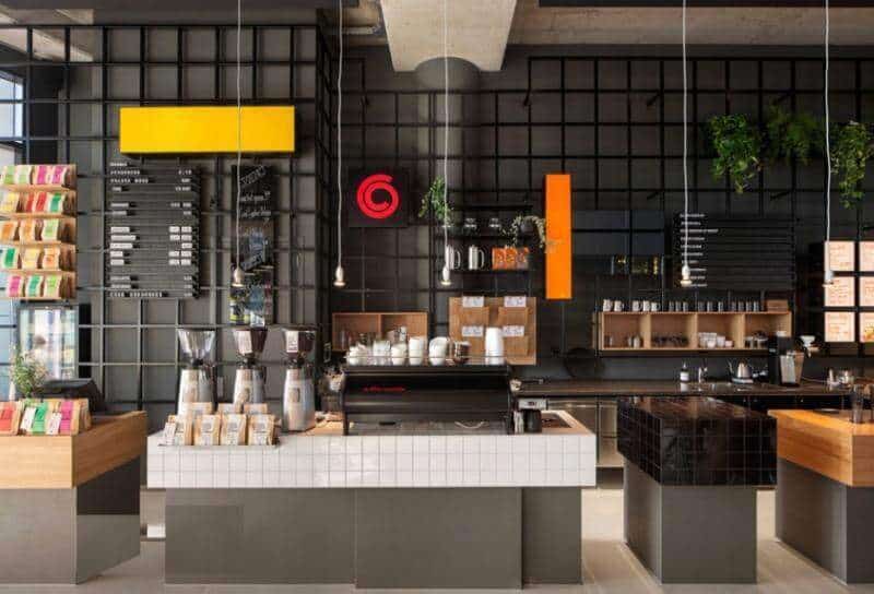 Quầy pha chế cafe phải có đủ dụng cụ, thiết bị