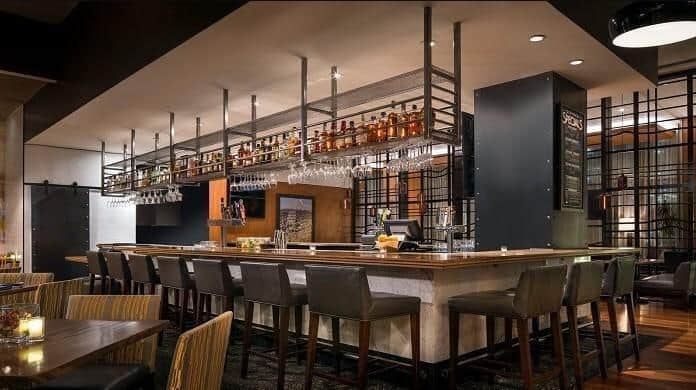 Kiểu dáng thiết kế quầy bar nhà hàng sang trọng