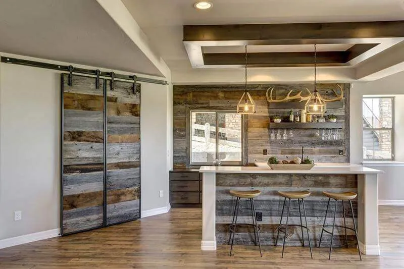 Tủ trưng bày đồ cổ cho phòng khách ấn tượng