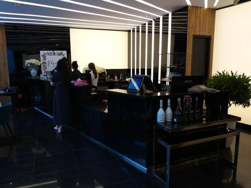 Quầy pha chế cafe ốp đá hoa cương đẹp