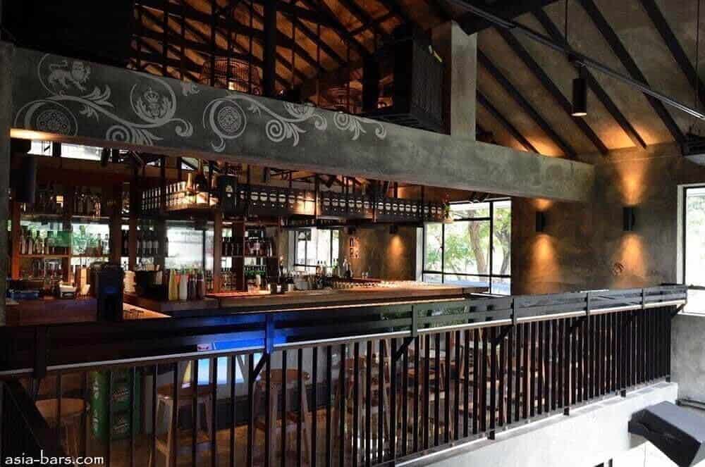 Mẫu quầy bar hiện đại 8
