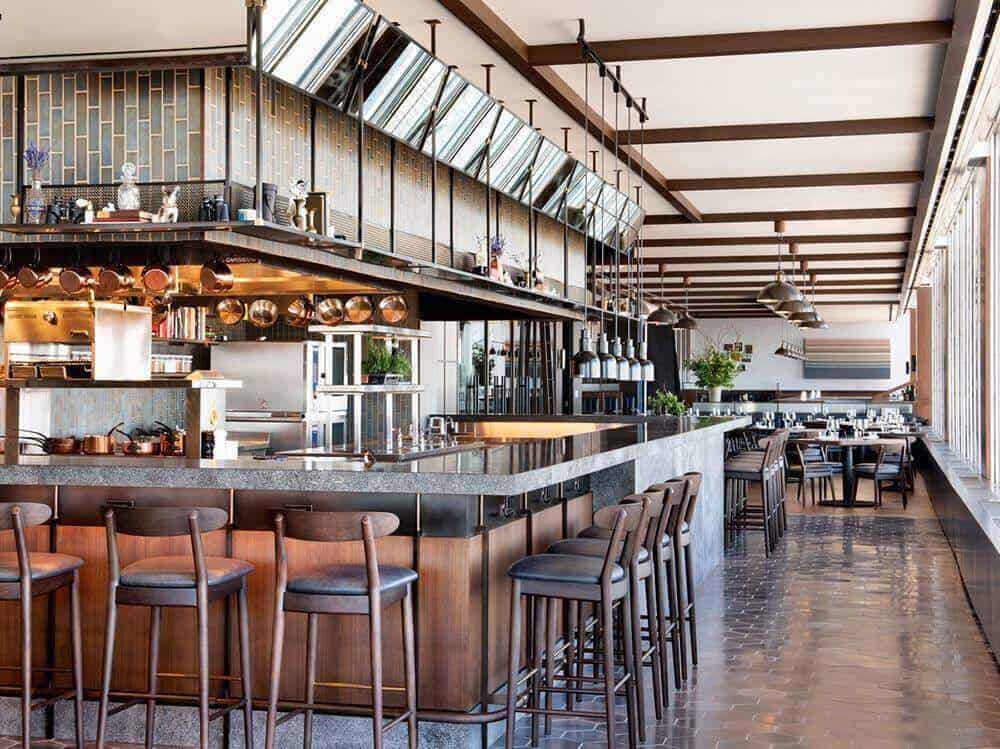 Mẫu quầy bar hiện đại 9