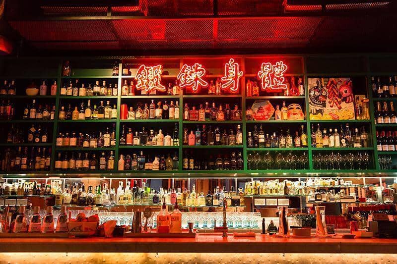 Phong cách thiết kế quầy bar quán rượu