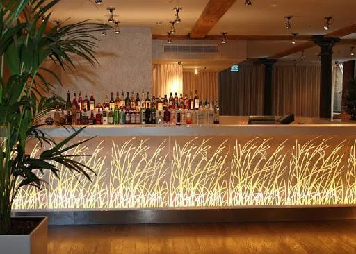 Quầy thu ngân gỗ đẹp giá thành thấp