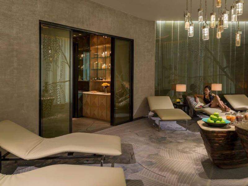 phong cách thiết kế spa cổ điển, sang trọng