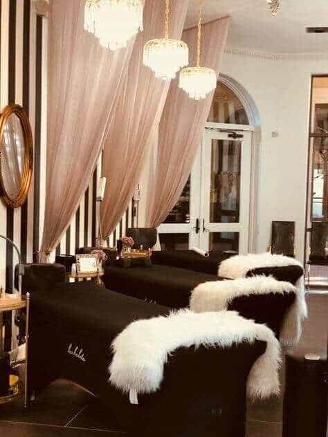 phong cách thiết kế spa cổ điển, sang trọng