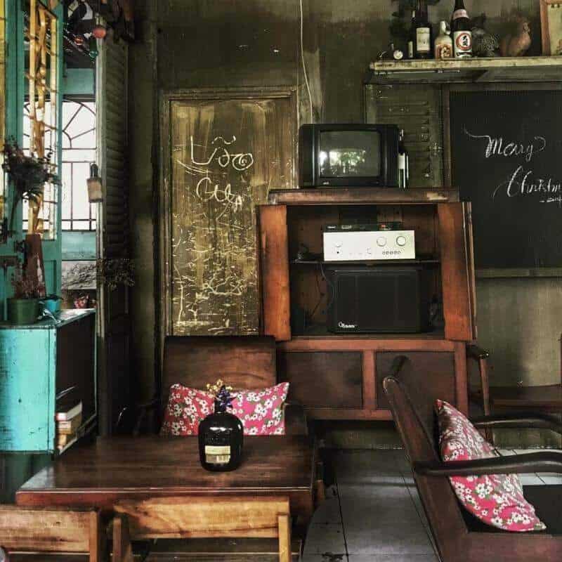 Thiết kế quán cafe phong cách vintage