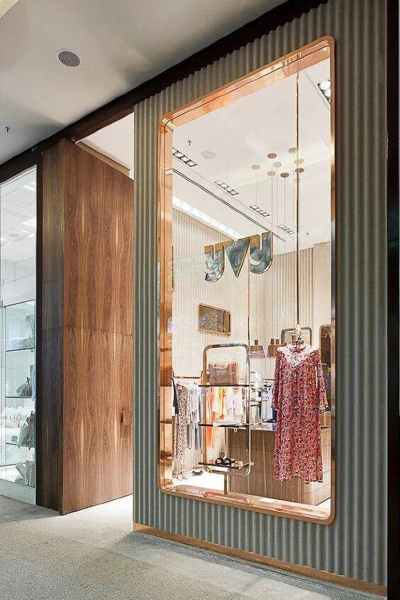 Cách trang trí shop quần áo