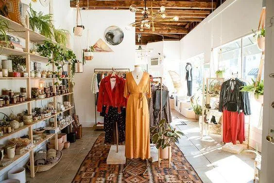 Cách trang trí shop quần áo