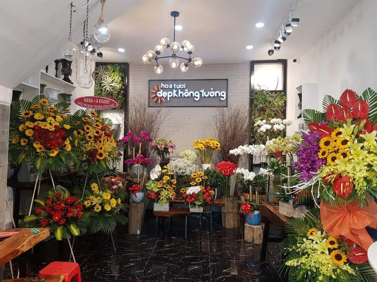 Thiết kế shop hoa hiện đại
