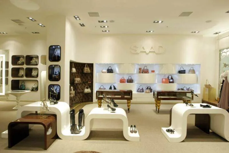 Cách trang trí shop thời trang