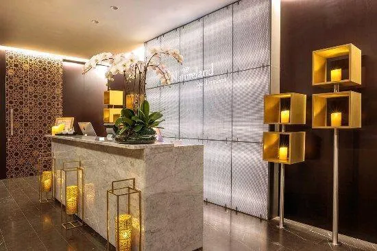 Quầy lễ tân đẹp cao cấp thẩm mỹ cao