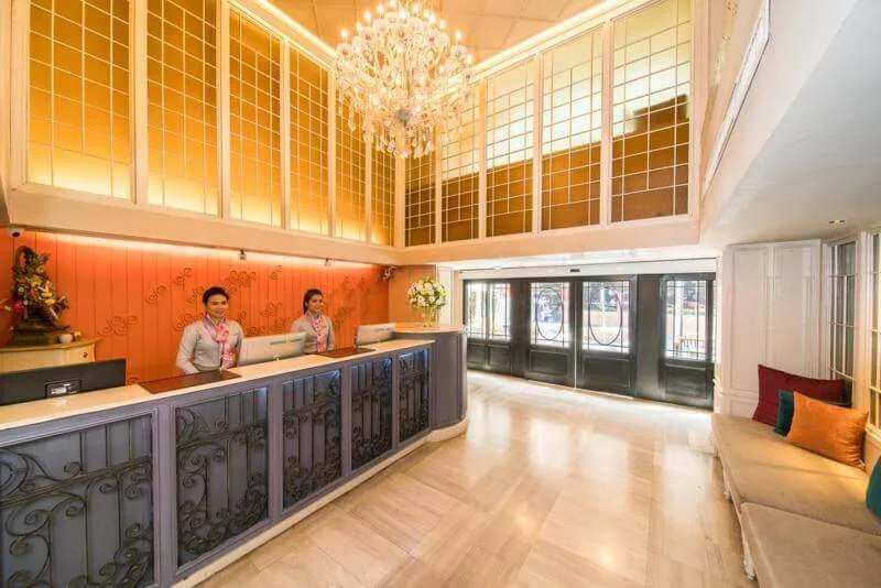 Quầy lễ tân vân đá chất lượng cao