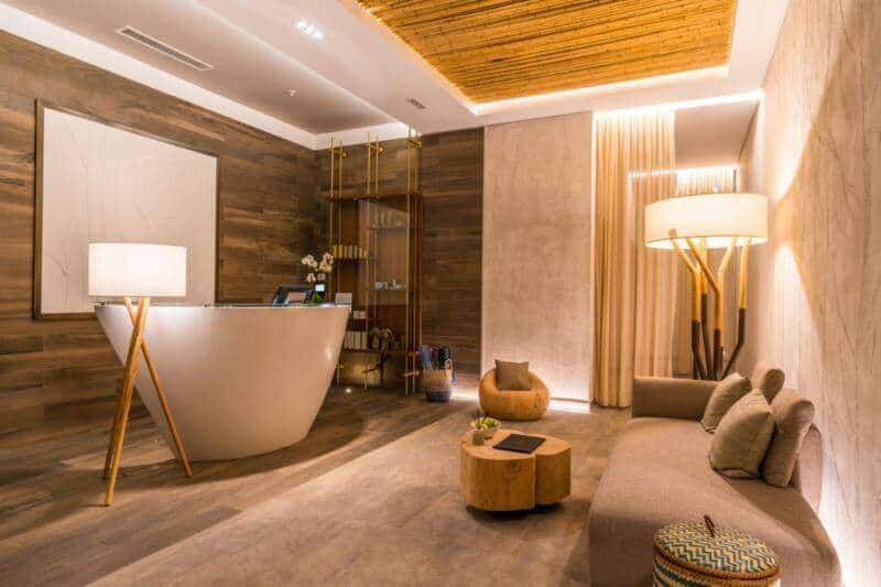 Quầy lễ tân vân đá chất lượng cao