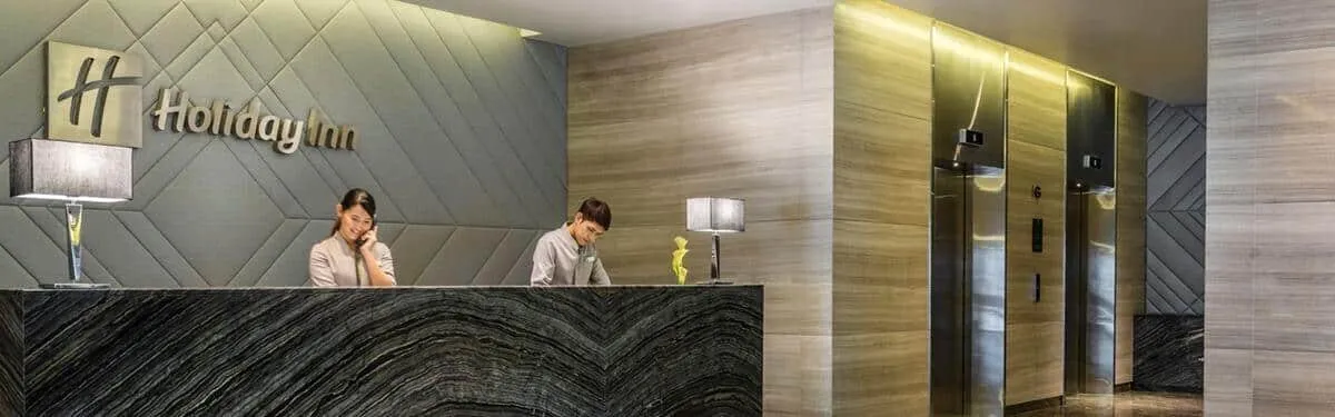 Top 5 quầy lễ tân cao cấp đáng quan tâm 4 Quầy lễ tân vân đá chất lượng cao