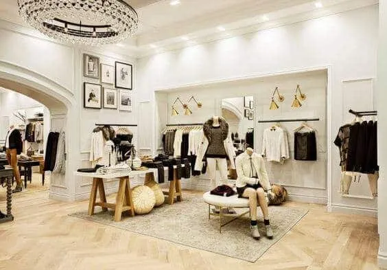 Cách trang trí shop quần áo