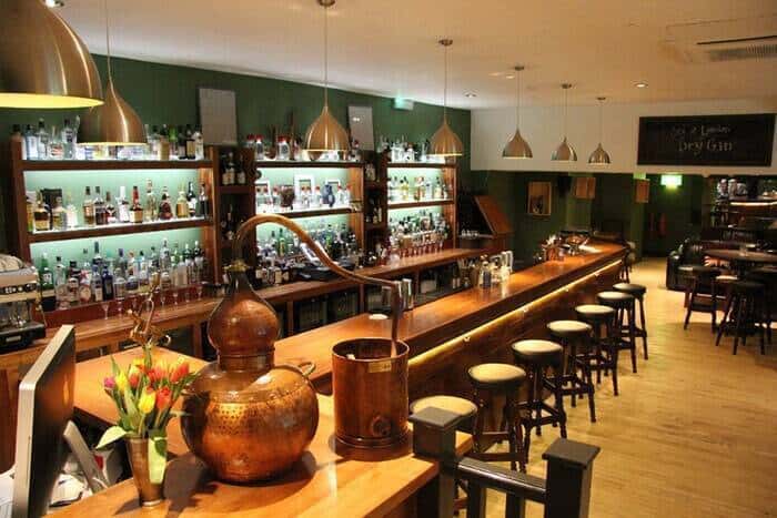phong cách thiết kế quầy bar đẹp và độc đáo