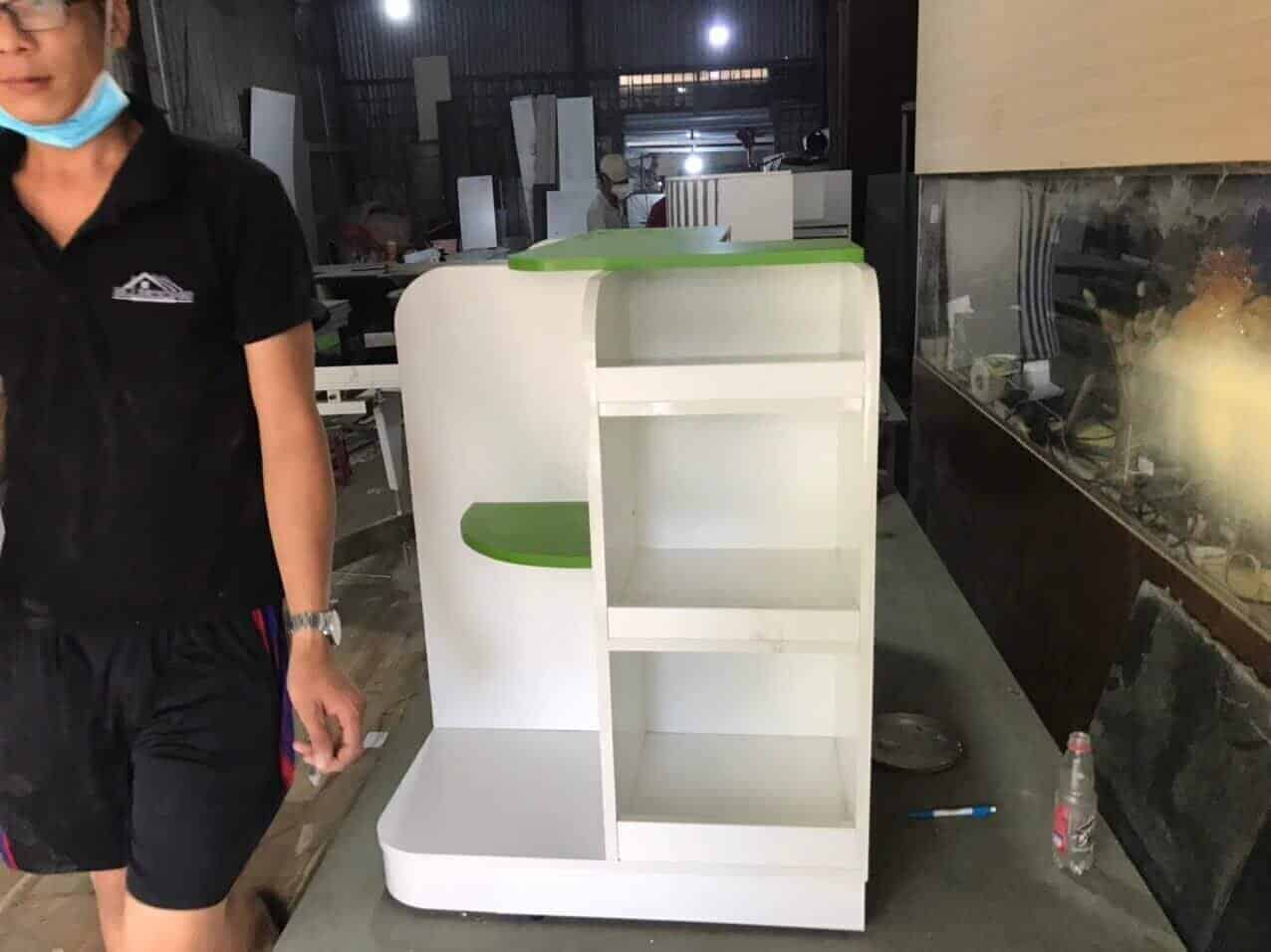 #35 Quầy kệ siêu thị mini giá rẻ 9 Quầy kệ gỗ siêu thị mini