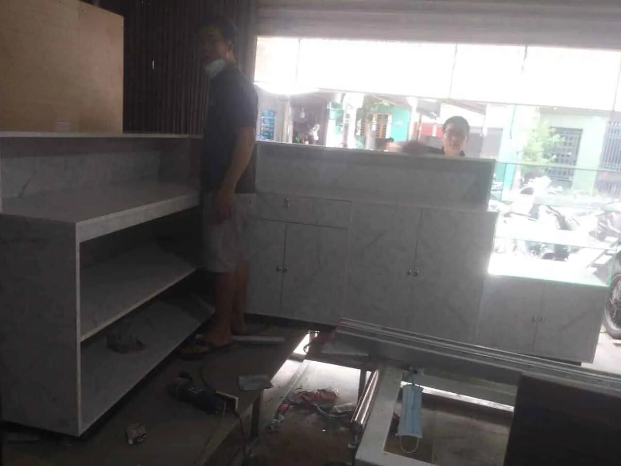 Thiết kế thi công đóng quầy trưng bày gỗ và kính 2 Thiết kế phòng chung cư đẹp