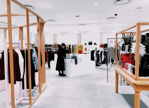 thiết kế shop quần áo nữ đẹp 03