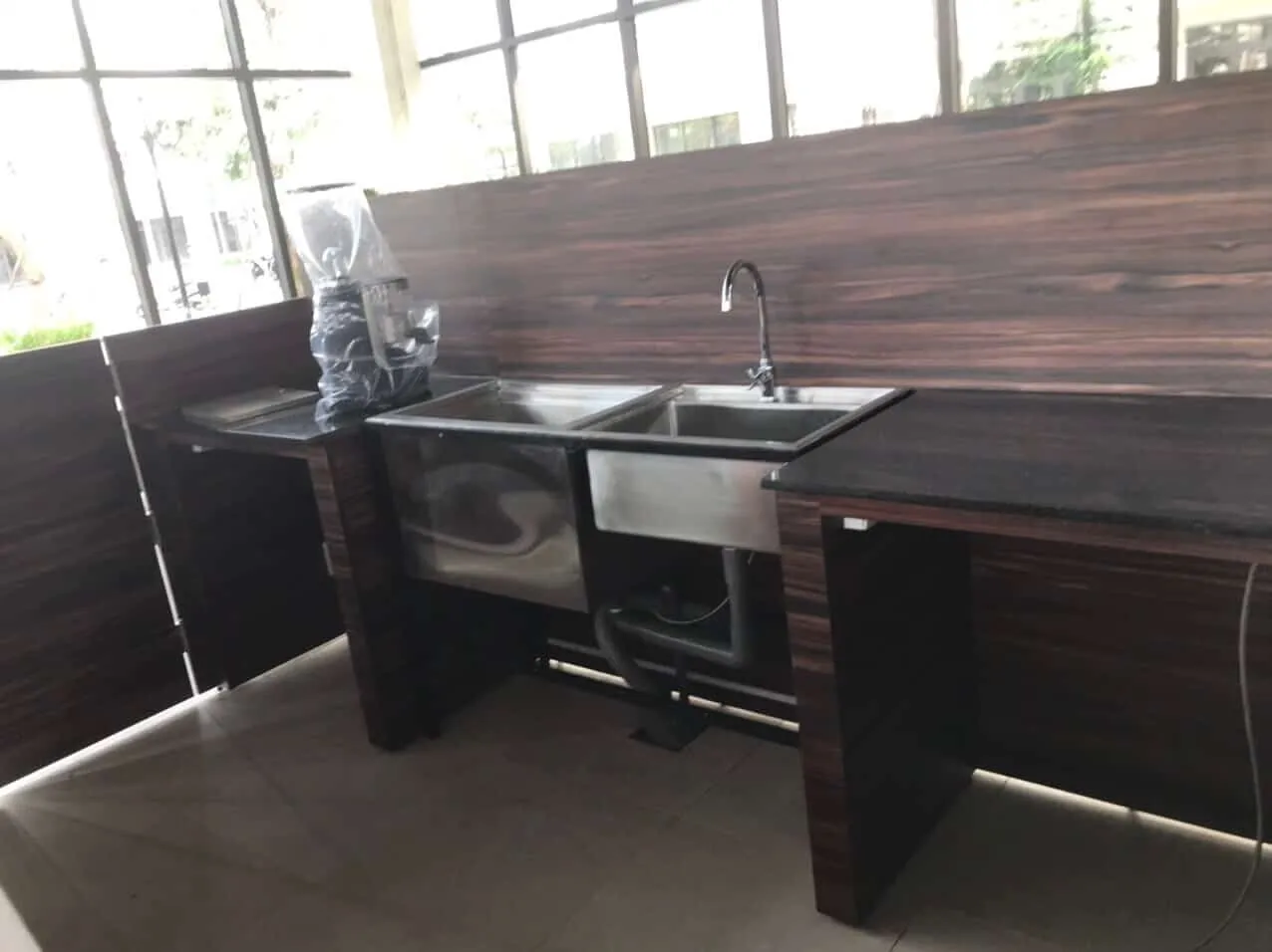 Quầy bar pha chế gỗ công nghiệp mdf chống ẩm và hdf chống nước 14 Quầy bar pha chế gỗ công nghiệp mdf chống ẩm và hdf chống nước