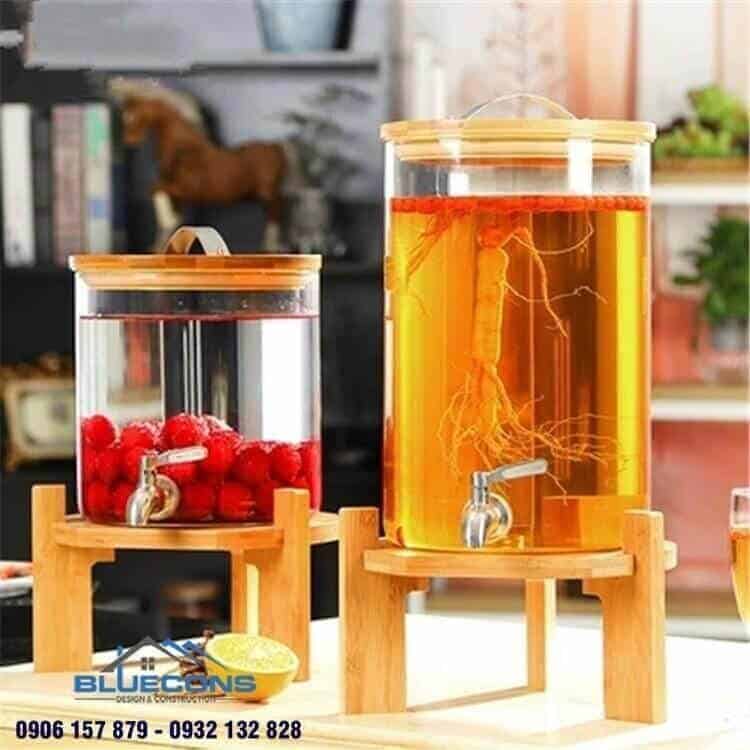 Tủ trưng bày đồ cổ cho phòng khách ấn tượng