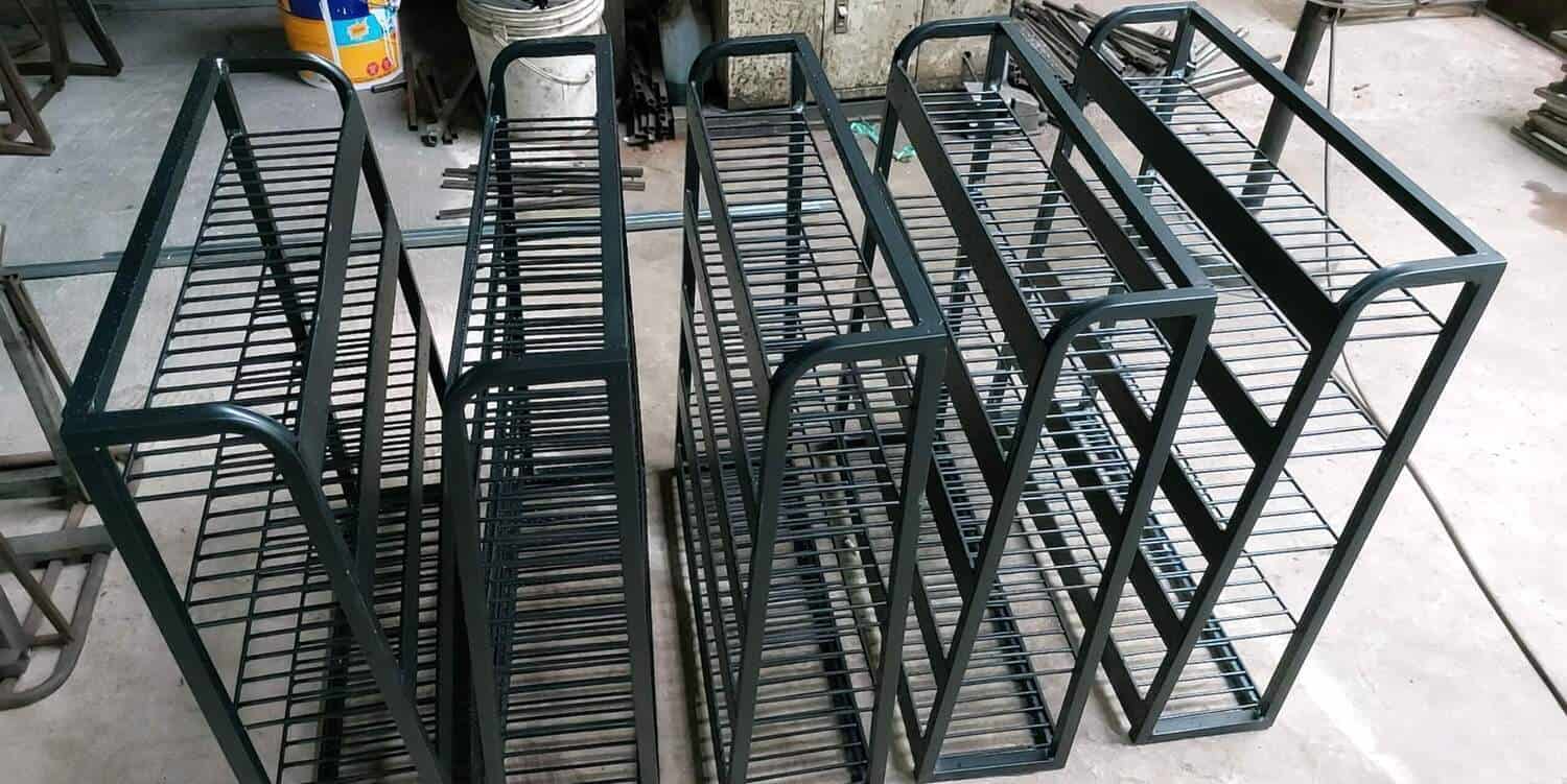 khung sắt kệ sắt trưng bày siêu thị
