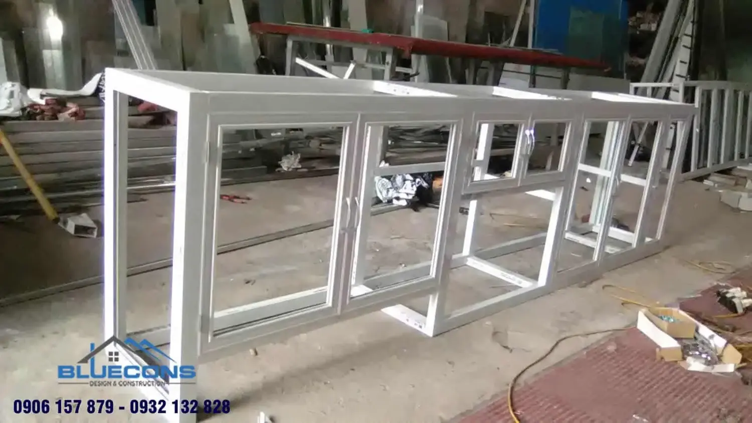 Tủ kính trưng bày chất lượng cao 6 Tủ kính trưng bày chất lượng cao