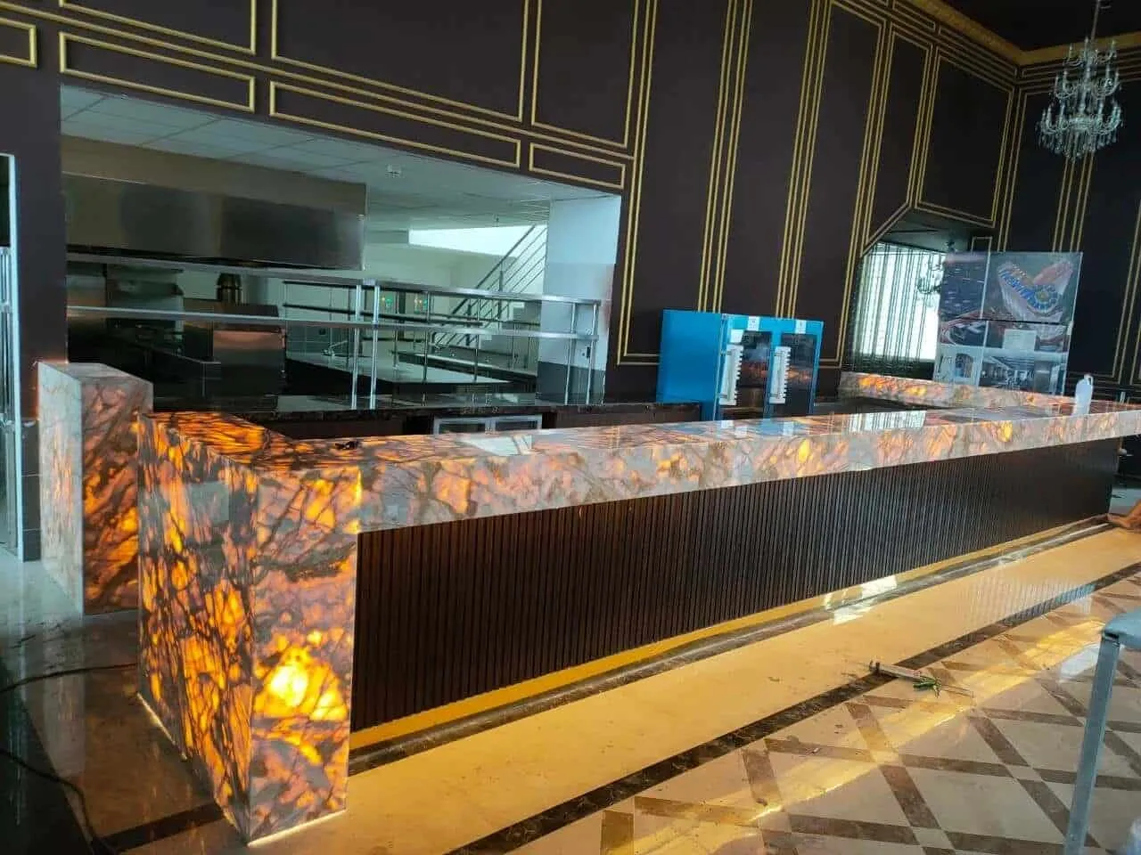 Quầy bar đá xuyên sáng 2 Thiết kế phòng chung cư đẹp
