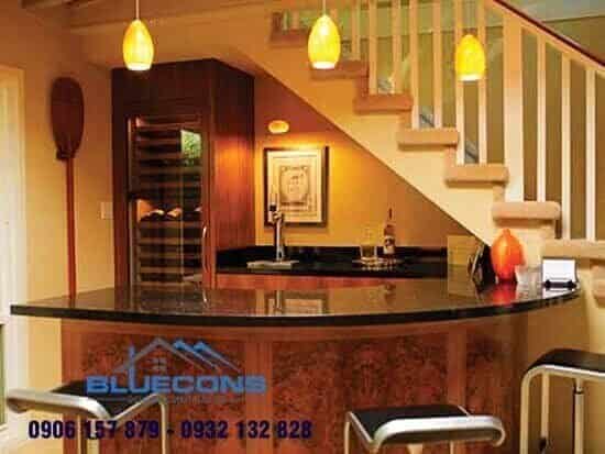 Trang trí thêm ánh đèn vàng nhẹ cho mẫu quầy bar mini