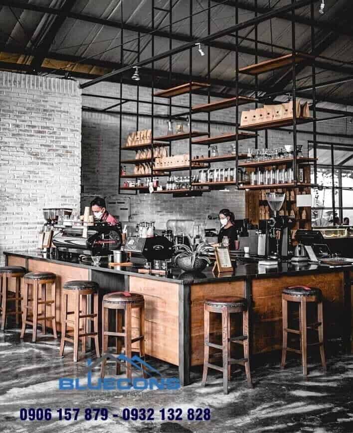 Thích mê thiết kế quầy bar bằng gỗ thông vừa mang nét hiện đại, vừa mang nét cổ điển 