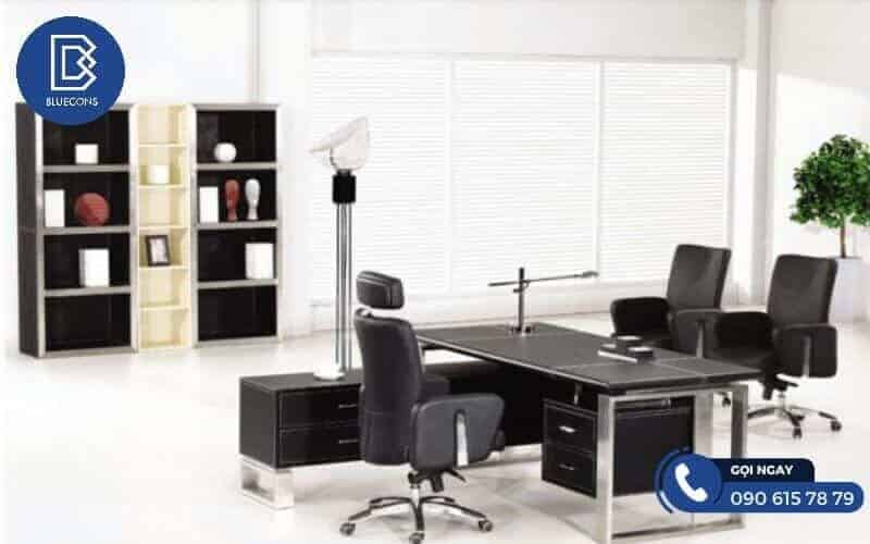 Bố trí tủ tài liệu giám đốc theo hai bên bàn làm việc