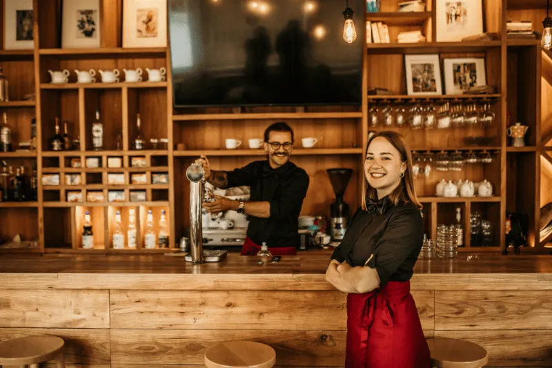 Những lưu ý khi thiết kế quán cafe đẹp và hiện đại 2 Những lưu ý khi thiết kế quán cafe đẹp và hiện đại