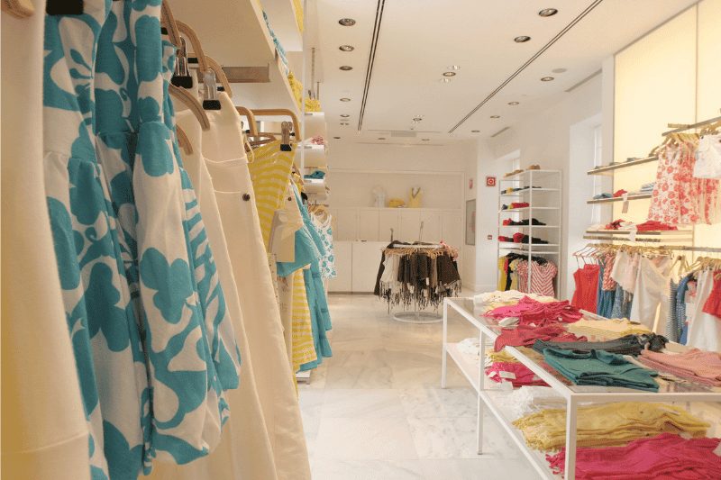 Mẫu Thiết Kế Shop Thời Trang