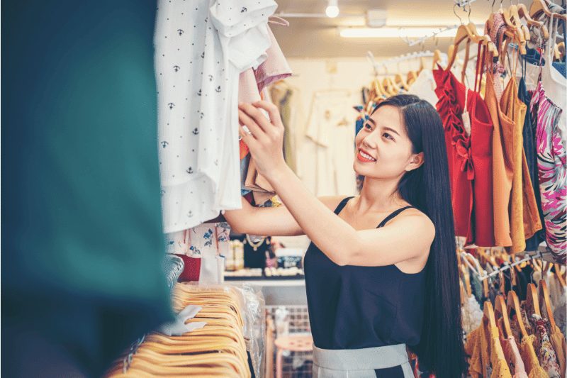 Mẫu Thiết Kế Shop Thời Trang