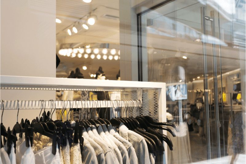 Mẫu Thiết Kế Shop Quần Áo