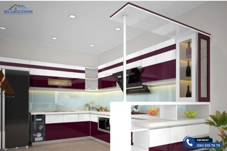 Quầy bar bếp chữ U 8 Tủ bếp độc đáo, thông minh giúp sắp xếp các vật dụng.